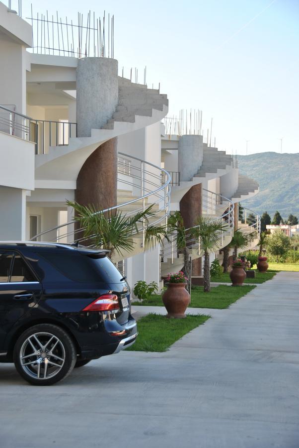 Royal Apartments & Villas Ulcinj Exterior photo
