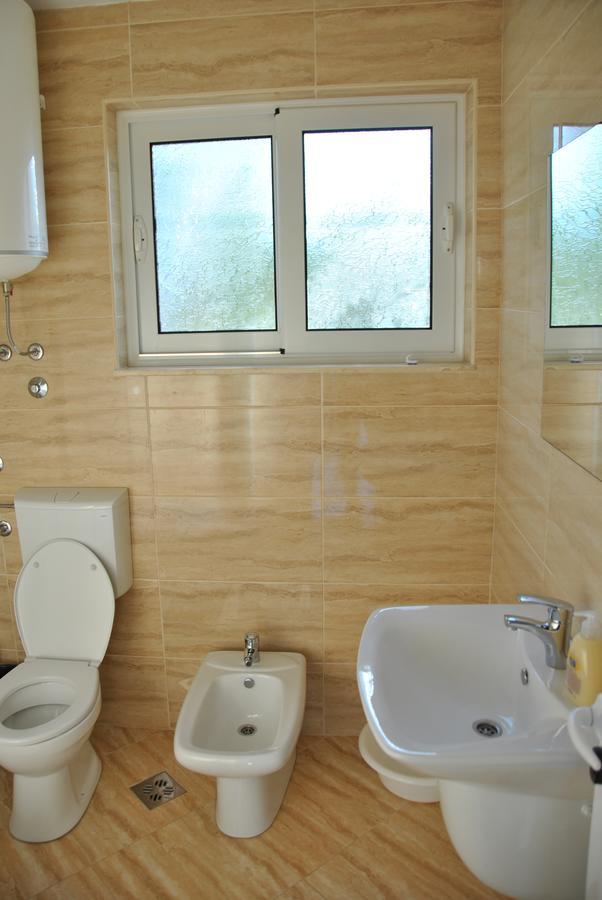Royal Apartments & Villas Ulcinj Exterior photo