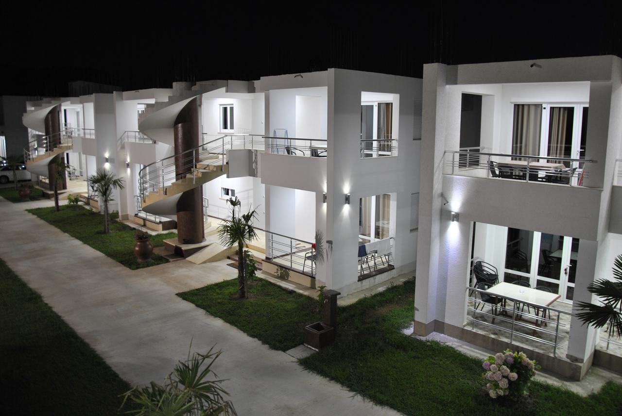 Royal Apartments & Villas Ulcinj Exterior photo