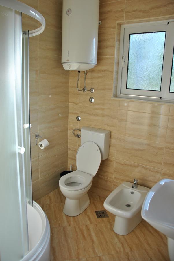 Royal Apartments & Villas Ulcinj Exterior photo