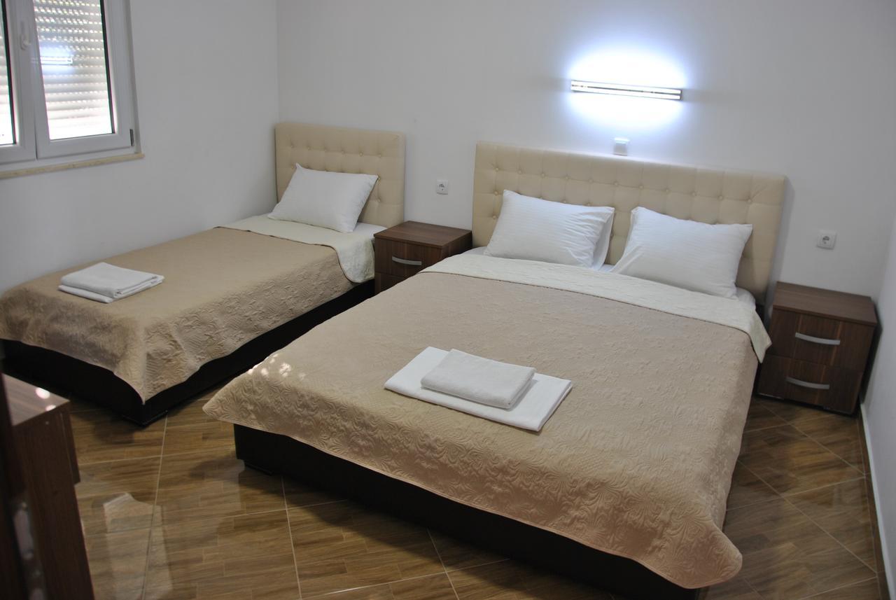 Royal Apartments & Villas Ulcinj Exterior photo